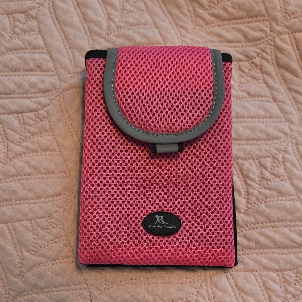 Buddy Pouch Magnetic Phone Holder